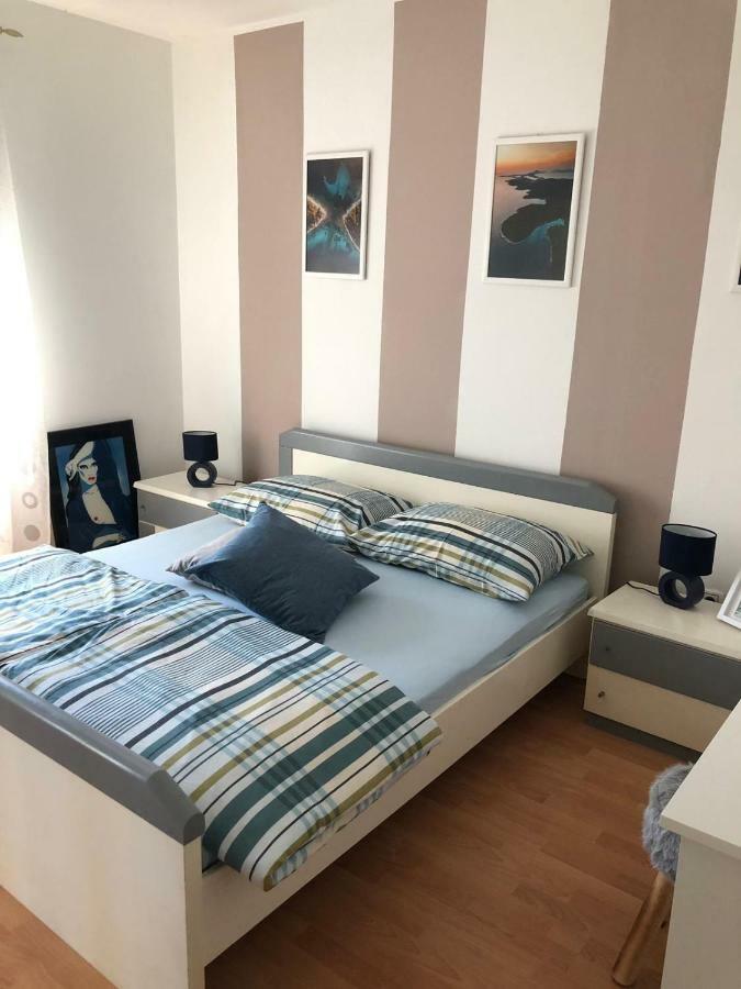 דירות מאלי לוסיניי Apartman Gloria מראה חיצוני תמונה